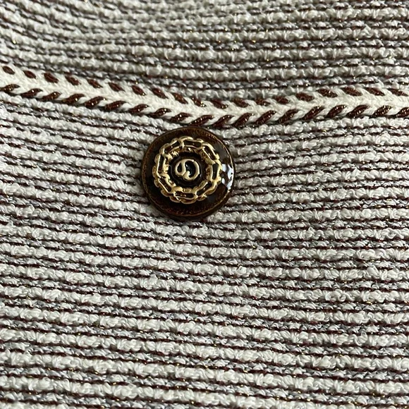 ST. JOHN Elegant Cream Women's Jacket & Skirt Set - Picture 11 of 16